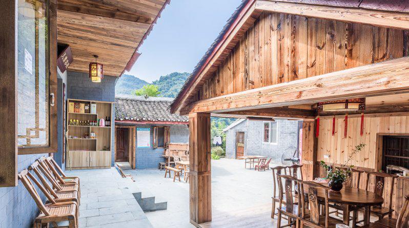 Wudangshan Tianle Hotel Shiyan  ภายนอก รูปภาพ